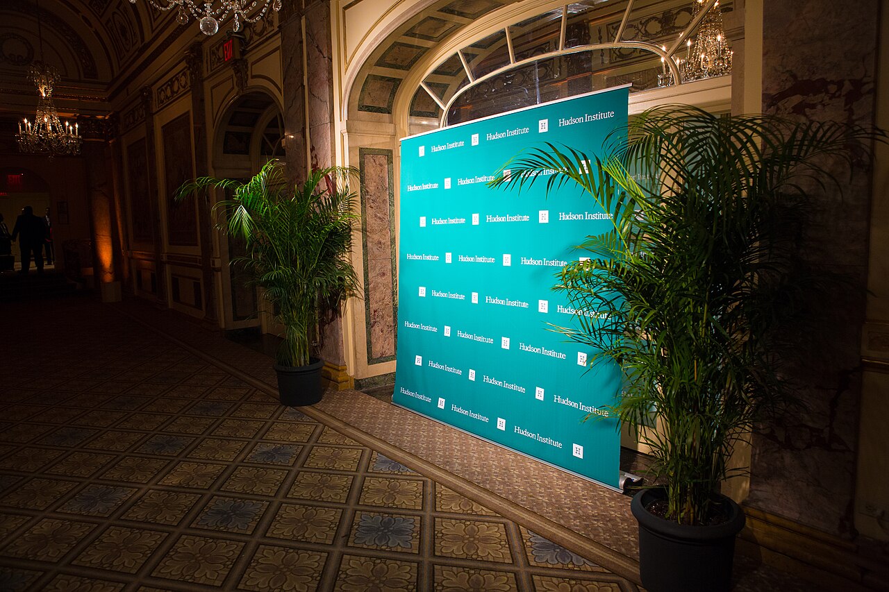 Hudson Institute honored Prime Minister Benjamin Netanyahu of Israel with its 2016 Herman Kahn Award last night, Thursday, September 22.
